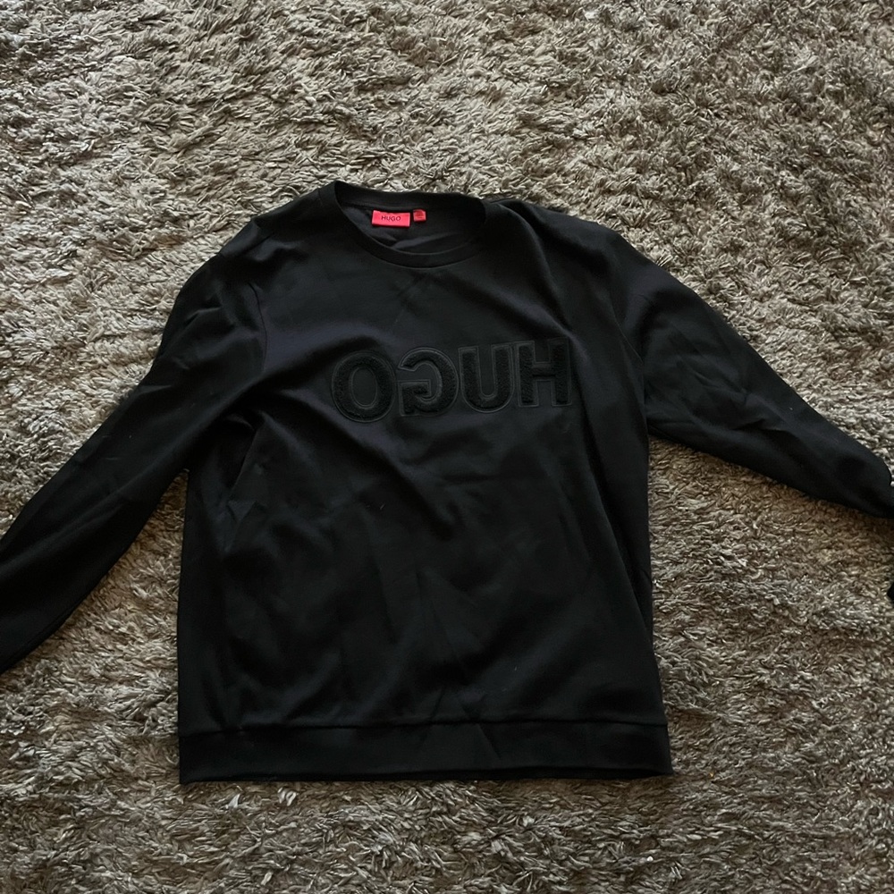 XXL Hugo Boss black sweatshirt - never worn